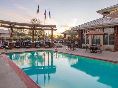 Hotel Hilton Garden Pivot Point 3*