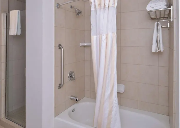 Hilton Garden Pivot Point Hotel