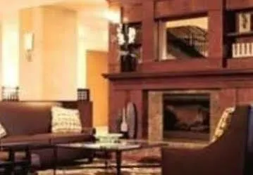 Hilton Garden Pivot Point Hotel 3*